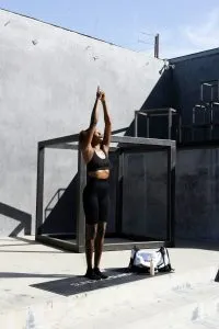 beneficios pratica de yoga